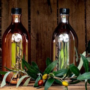 Frontoio-Muraglia-Itaalia ekstra-neitsioliiviõli keraamilises “kuldne” pudelis “Muraglia MEDIUM FRUITY” 500 ml (keskmiselt puuviljane)-gardek